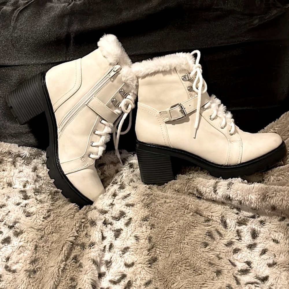 Chunky Lace up Boots